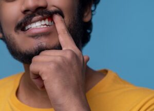 Dolor de encías: causas, tratamiento